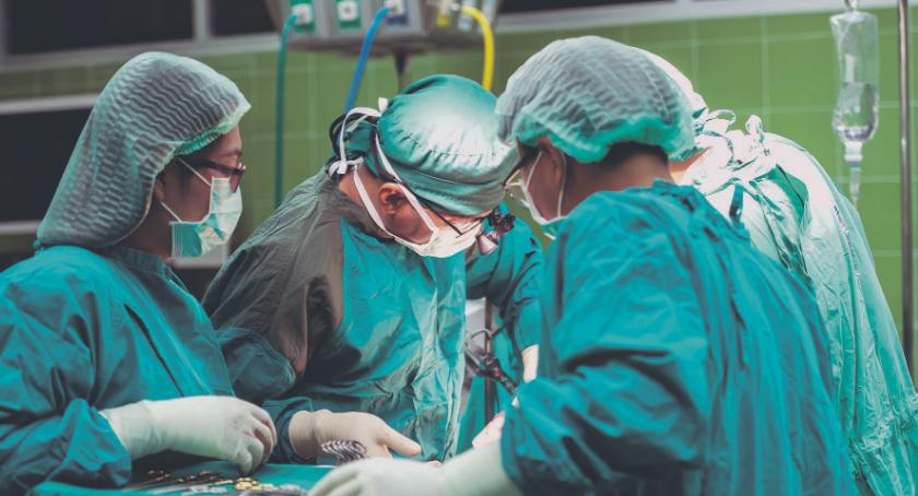 Brak lekarzy, złe kontrakty - problemy bielskiej służby zdrowia