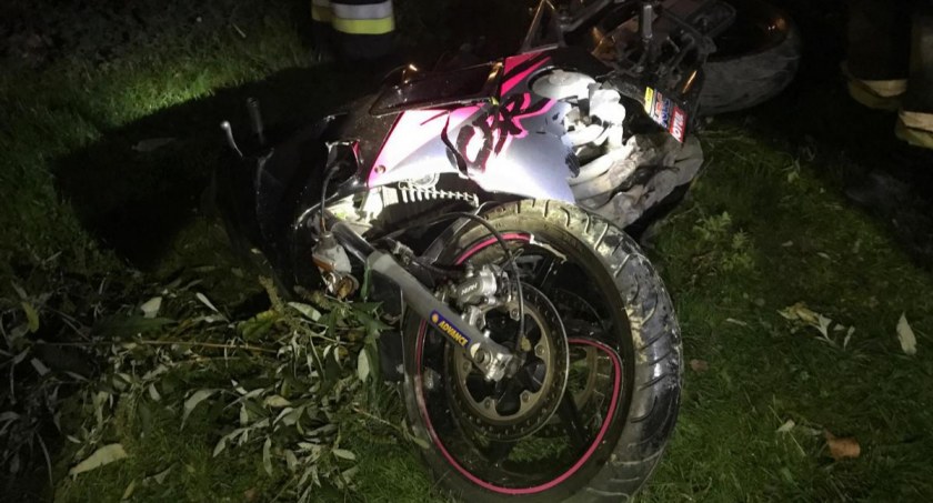 87-latek nie ustąpił pierwszeństwa w Landeku. 18-letnia motocyklistka trafiła do szpitala