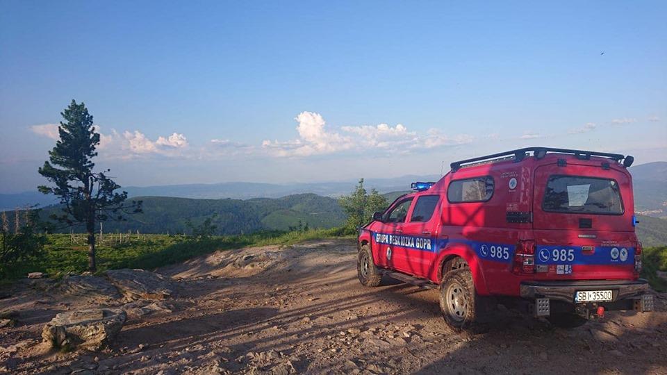 Nie mogli odnaleźć zaginionego turysty w rejonie Baraniej Góry w Beskidach