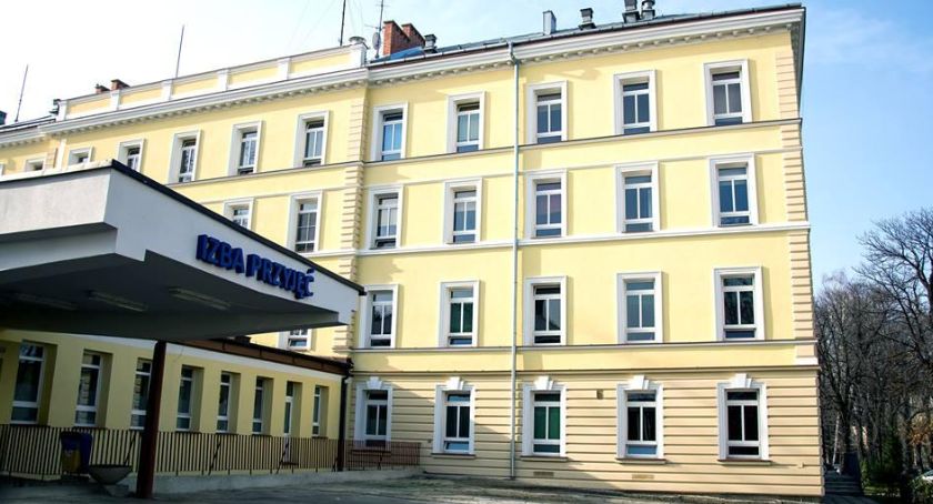 60-lat temu w dawnych koszarach uruchomiono szpital