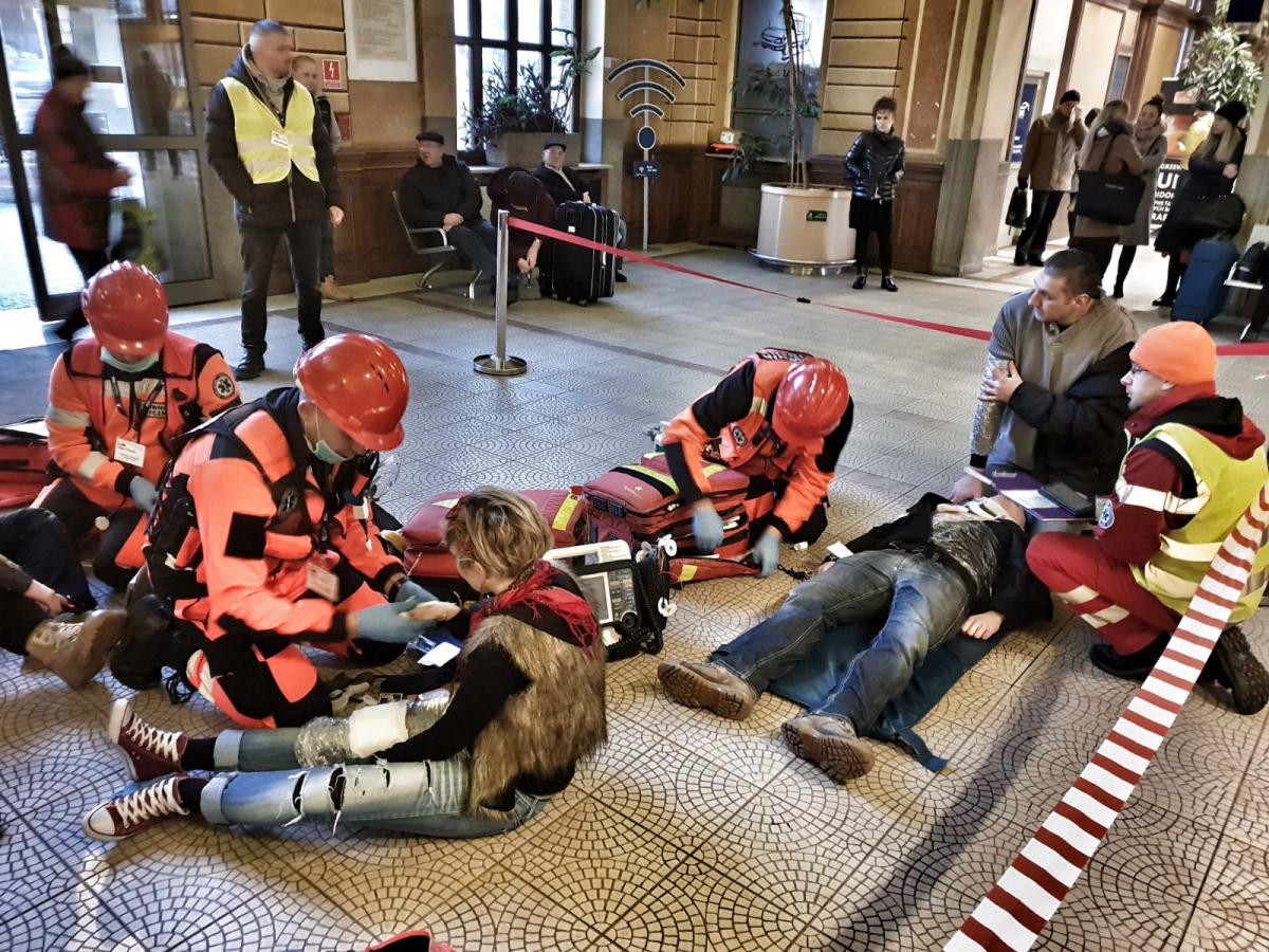 Atak nożownika na dworcu kolejowym w Bielsku Białej 