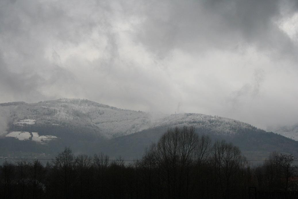 Pogoda Beskidy | Dzień z silnym wiatrem