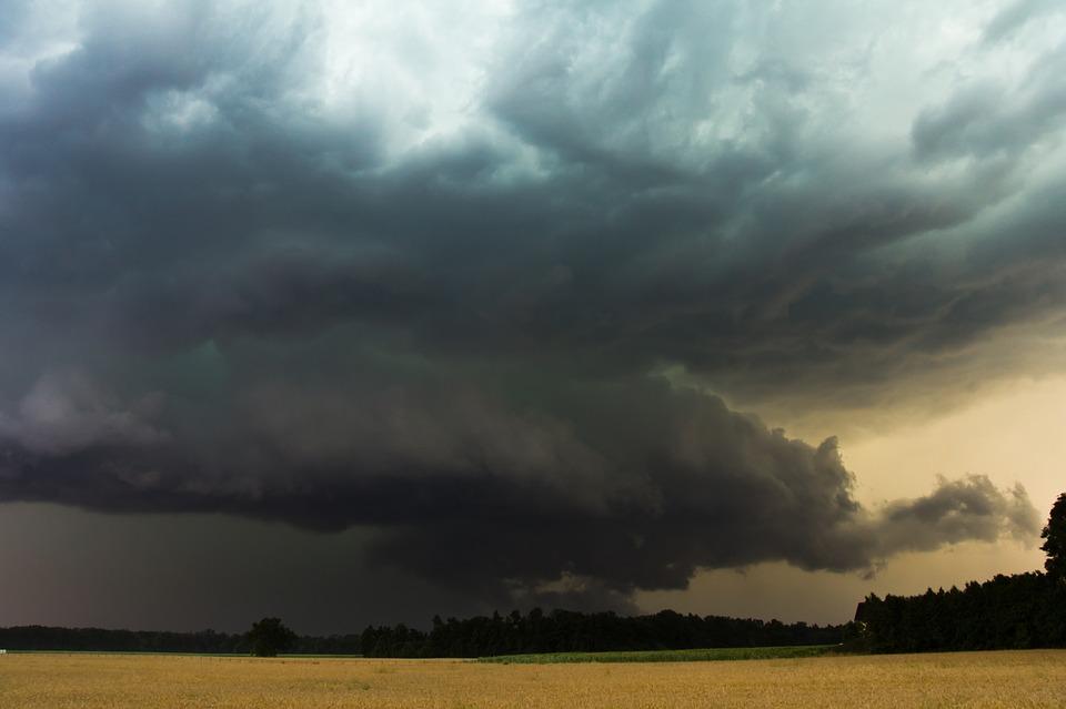 Wieczorna nawałnica w Bielsku-Białej, wiele strażackich interwencji