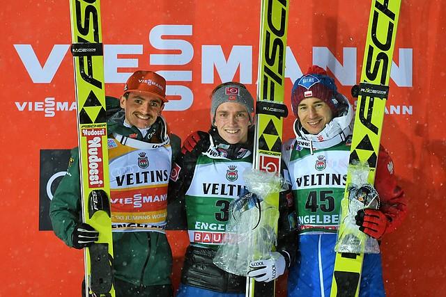 PŚ w Engelbergu: Podium Kamila Stocha!