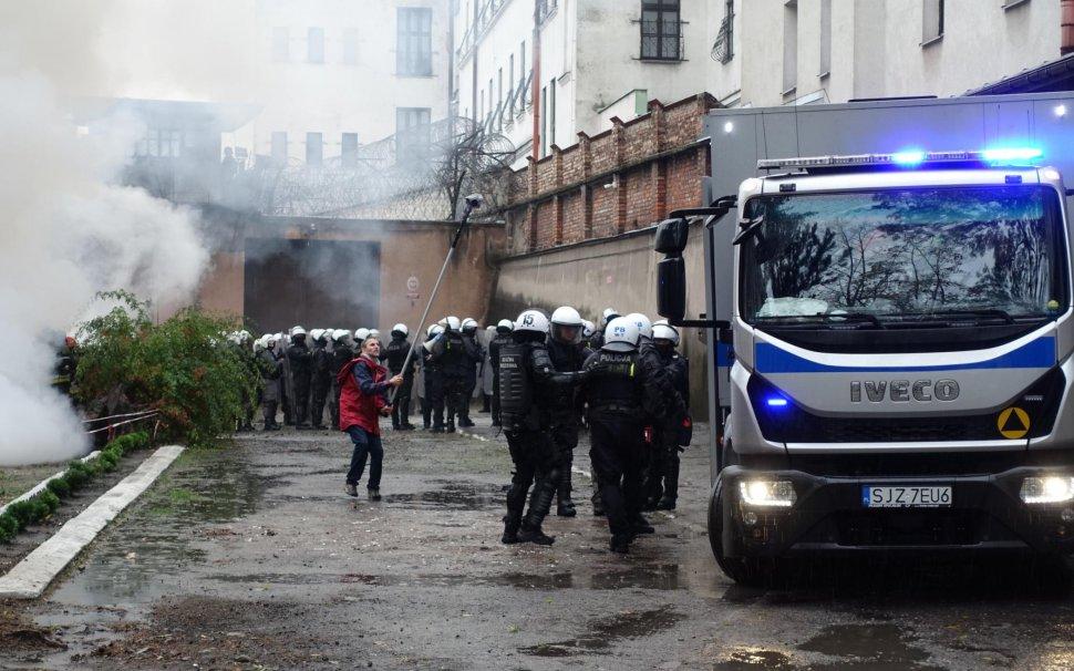 Więzienie w Cieszynie opanowane przez terrorystów