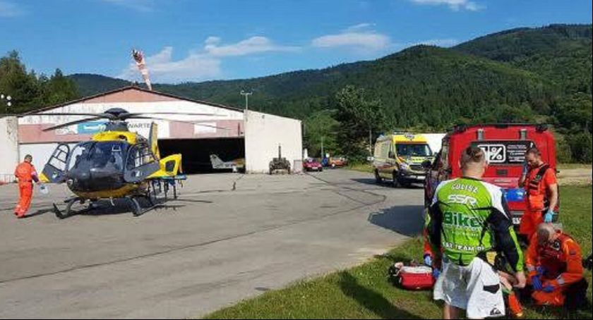 Wypadek rowerzysty na górze Żar - Lądował śmigłowiec LPR