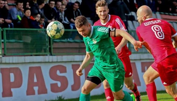 Lider pomimo wyjazdów. „Tyle punktów bralibyśmy w ciemno”
