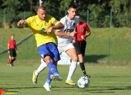 BKS Stal wygrywa z Unią Turza Śląska