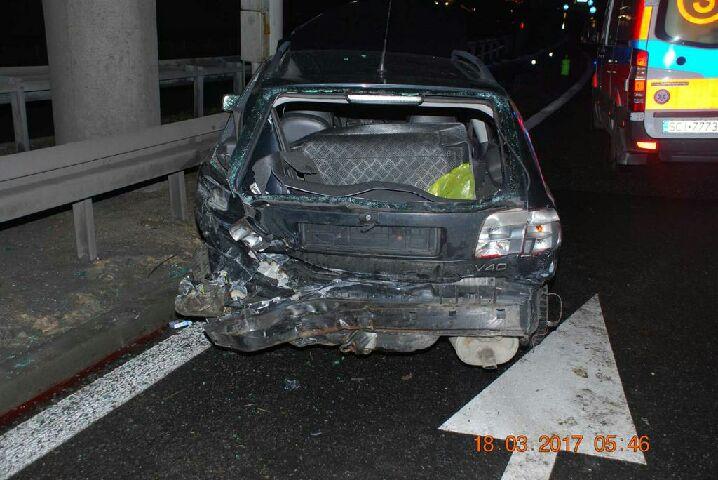 Wypadek na S52 w Cieszynie. Trzy osoby ranne, jedna ciężko