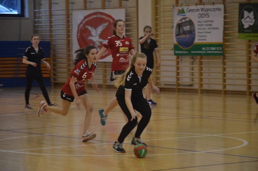 W Czernichowie Jubileuszowa Liga Ręcznej. Lider zgubił punkt