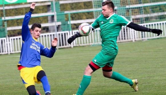 Hat-trick z... „wapna”