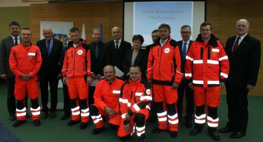 Cieszyńscy Ratownicy Medyczni spotkali się ze samorządowcami