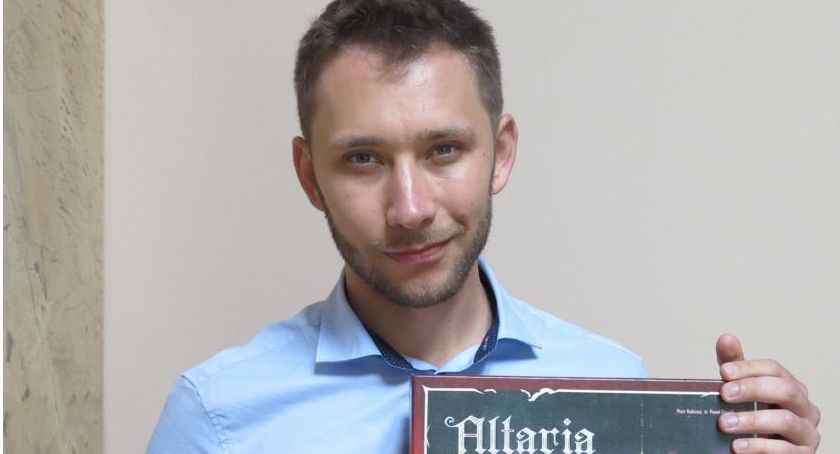 Piotr Siemek młody twórca gier planszowych z Kaczyc