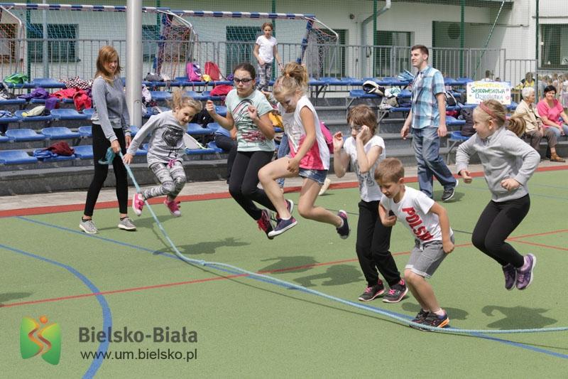 Samoobrona dla dziewcząt i nauka pływania cieszyły się największym powodzeniem