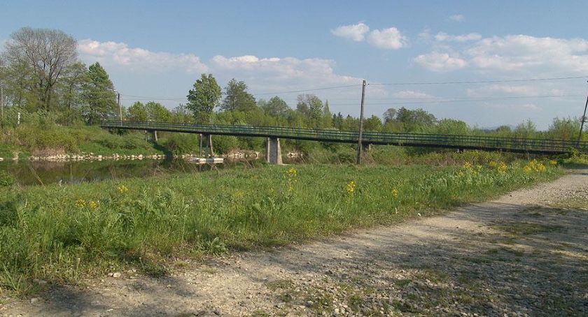 Remont kładki dla pieszych nad Wisłą