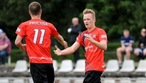 Jednostronny testowy pojedynek i 14 bramek