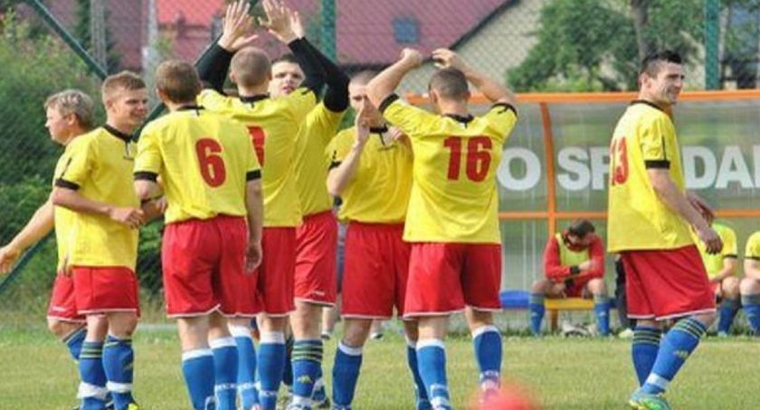 Piotr Pawełek rezygnuje z pracy z seniorami na rzecz trmapkarzy