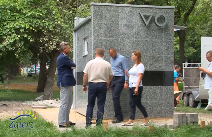 Bielsko-Biała: Bardzo podobne i znacznie tańsze toalety miejskie