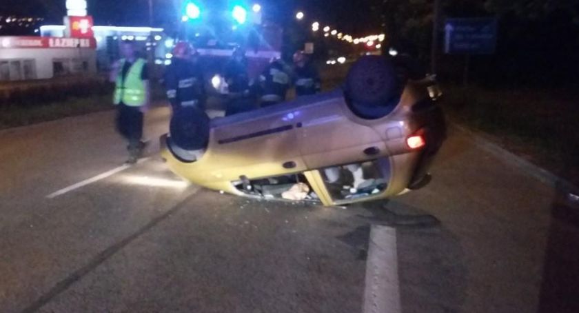 Bielsko-Biała: Wieczorne dachowanie na Warszawskiej