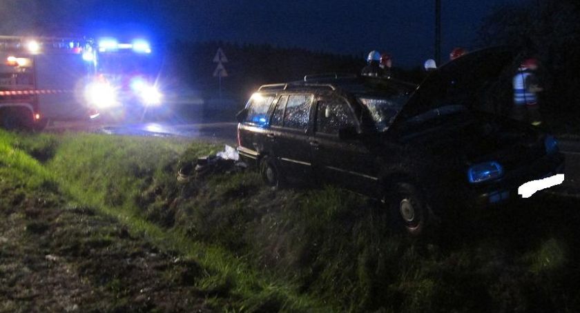 Dachowanie samochodu w Kończycach Wielkich