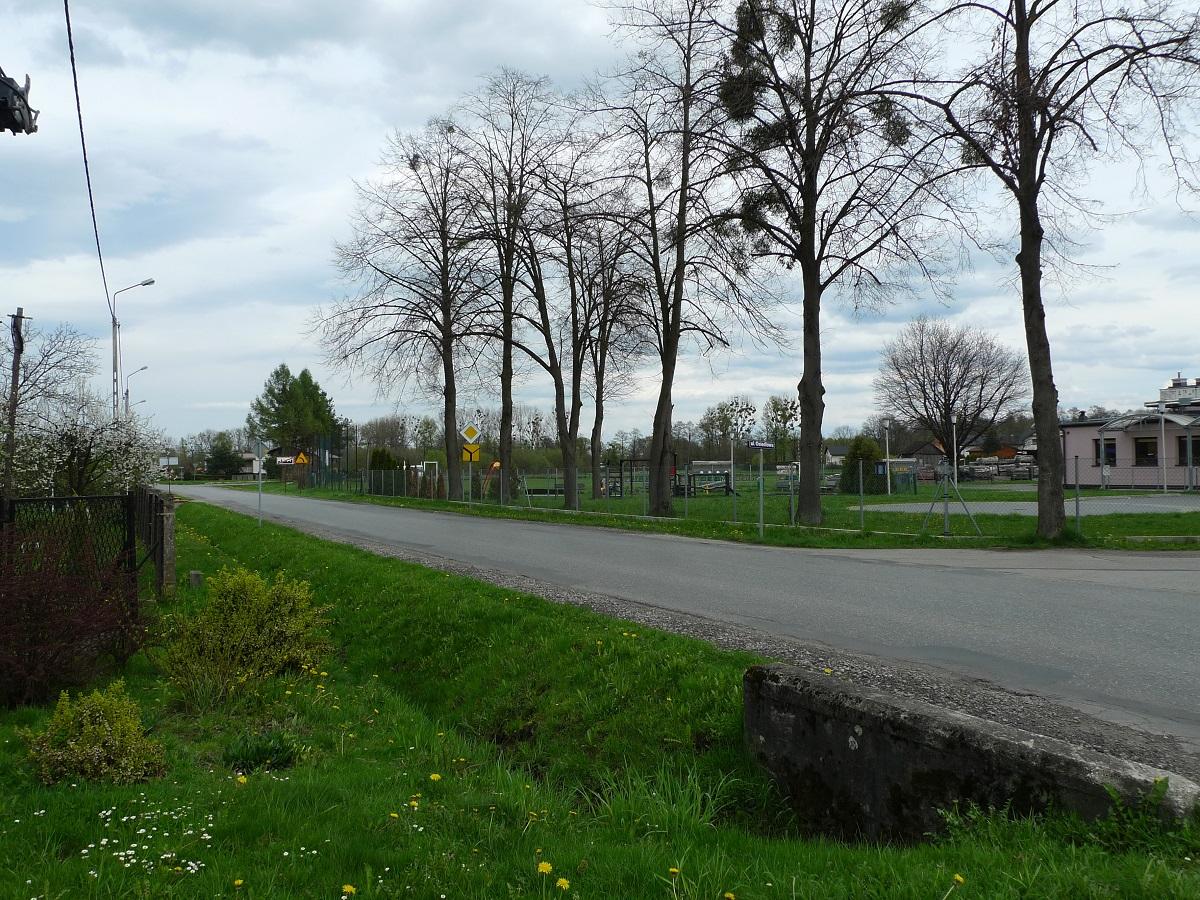 Przetarg na budowę chodnika w Bąkowie