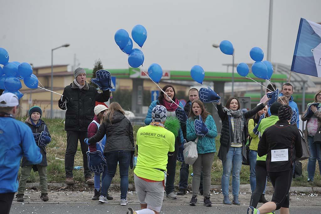 2400 osób na starcie półmaratonu