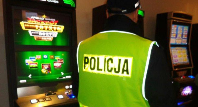 Zamiast rozbić bank rozbiła automat do gier
