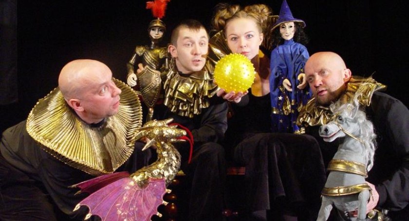 Baśń o rycerzu bez konia w Teatrze Lalek Banialuka
