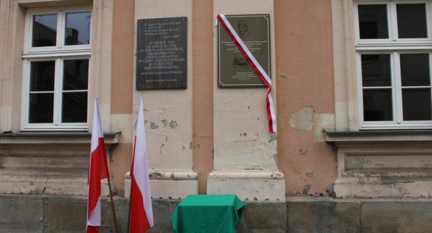 Cieszyn. Tablica ku Pamięci wynalazcy Józefa Bożka