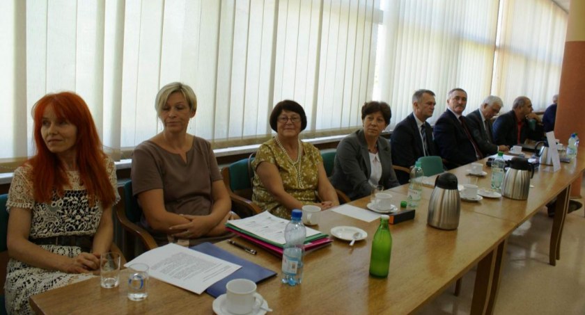 Oświata zdominowała sesję Rady Powiatu Bielskiego