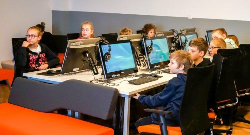 Cieszyn. Kurs programowania dla dzieci w bibliotece
