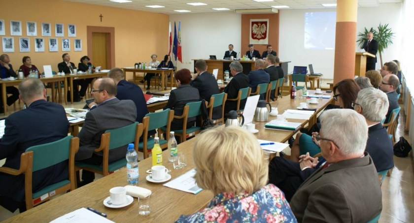Sesję Rady Powiatu Bielskiego zdominowała służba zdrowia
