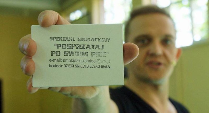 Spektakl edukacyjny Posprzątaj po swoim psie w teatrze Banialuka