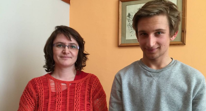 Hubert Matlak i jego rusycystka Ludmiła Lewandowska obalają stereotyp nauki w gimnazjum
