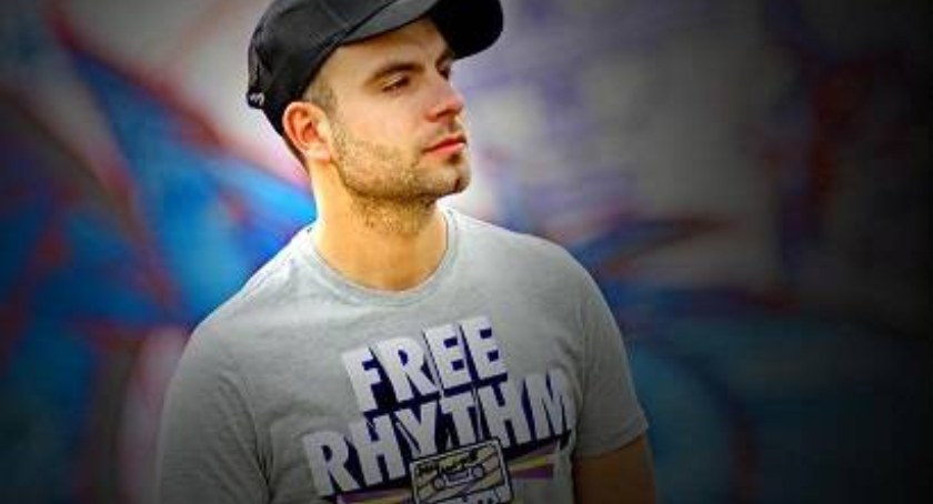 SPECIAL GUESTS: MC JACOB A& DJ FLOR - Magnum Pub