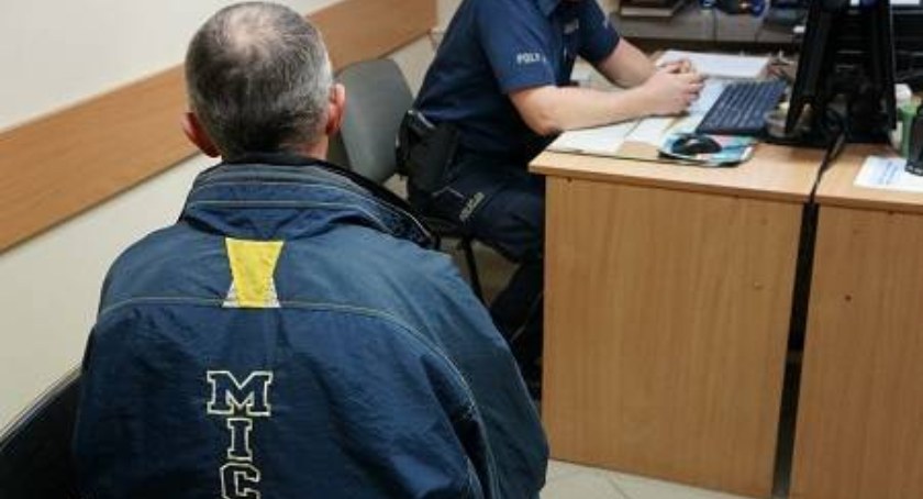 Poszukiwany za zabójstwo w Cieszynie podawał się za obywatela Francji