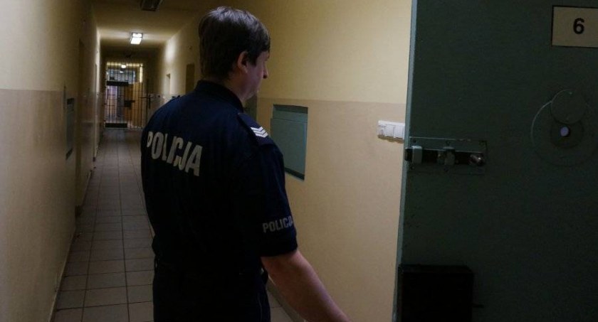 Sprawca rozboju na ulicy Warszawskiej zatrzymany