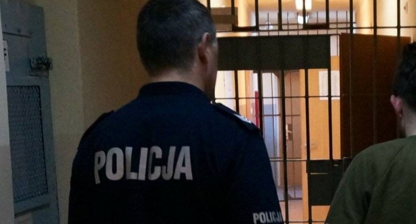 Młodzi mężczyźni zatrzymani ze środkami odurzającymi