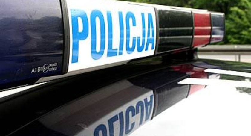 Zderzenie dwóch jednośladów w Radziechowach. 13-latek trafił do szpitala