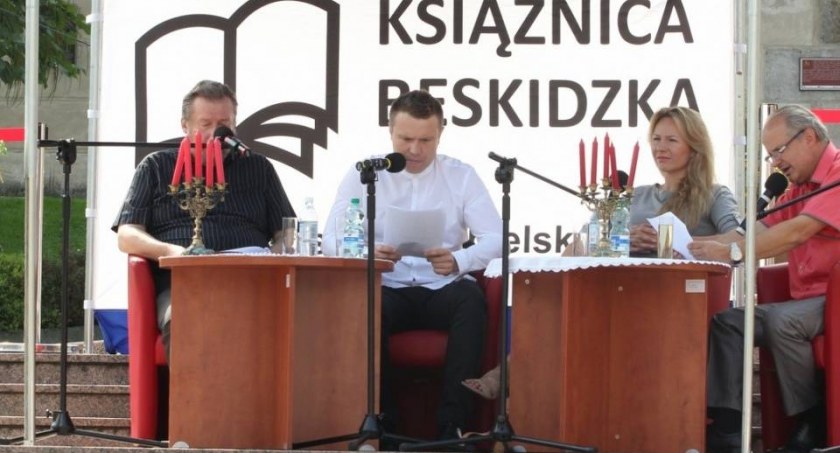 Narodowe Czytanie Trylogii Sienkiewicza w Książnicy Beskidzkiej