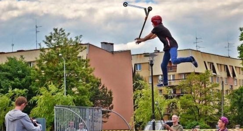 Podniebne akrobacje na hulajnogach w Czechowicach-Dziedzicach