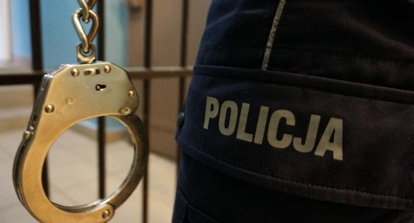 Alarm bombowy w sylwestrową noc z powodu telefonu zdenerrowanej na męża żony