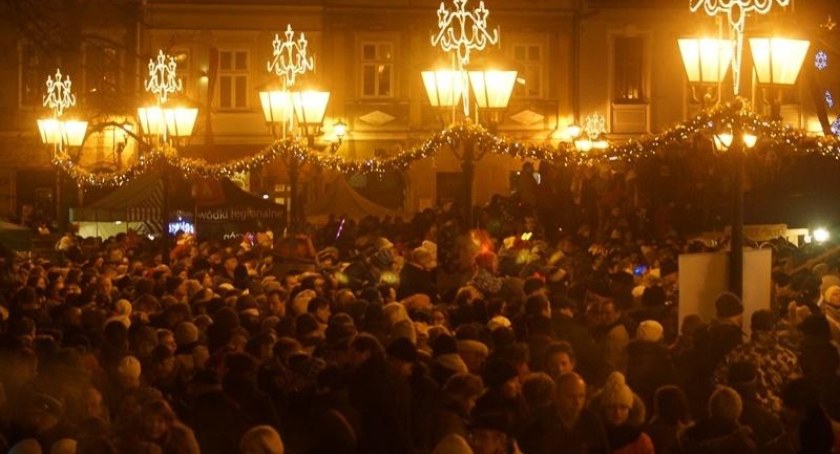 Święta na Starówce i spłoszony koń