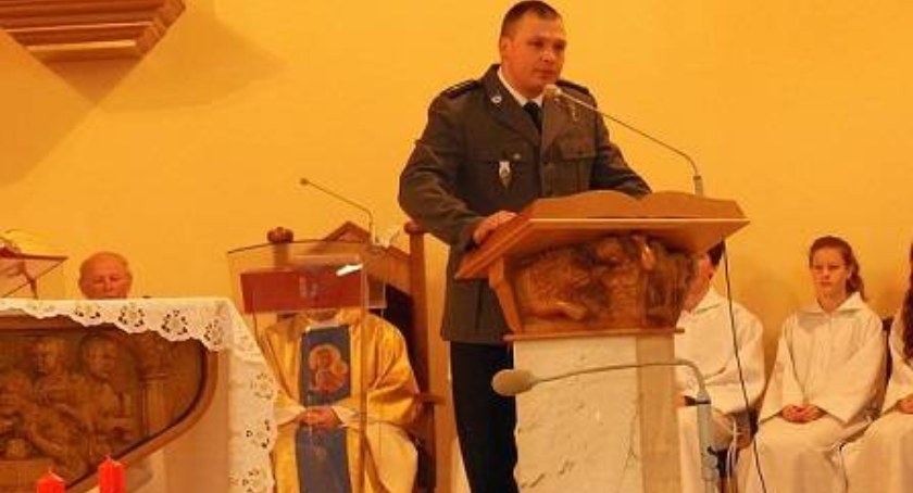 Współna akcja bielskich policjantów i księży