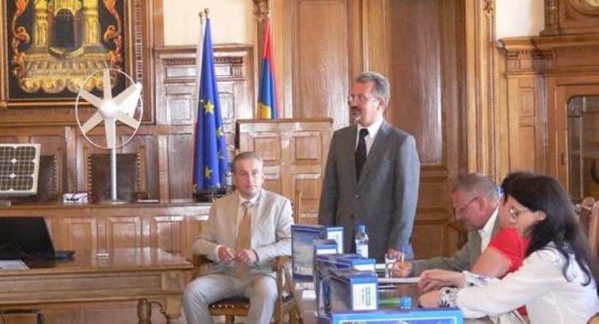 Burmistrz Cieszyna Mieczysław Szczurek odpowiada na list otwarty