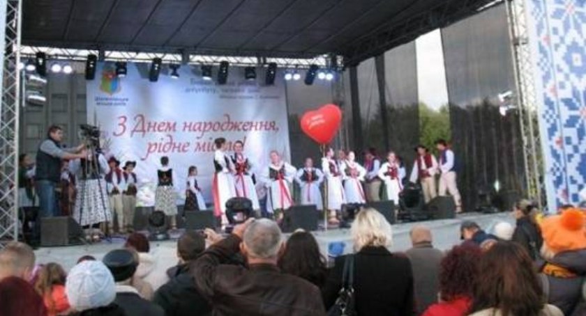 Zespół Pieśni i Tańca Żywczanie z występami na Ukrainie