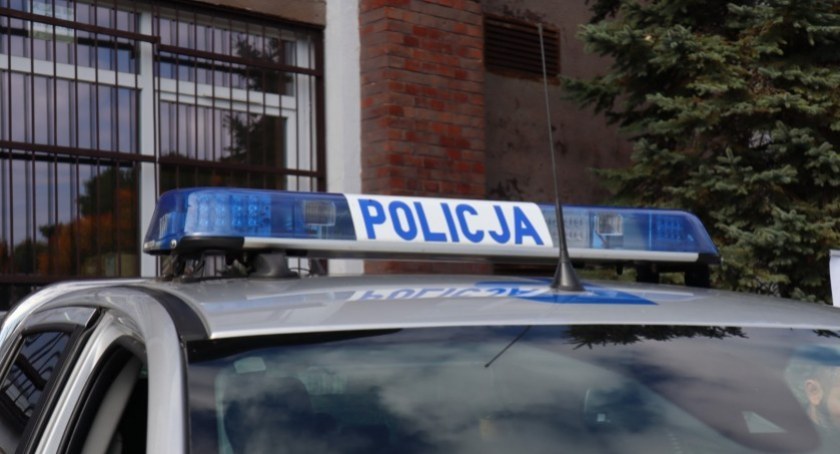 Dwie kobiety wprosiły się mieszkania samotnego mężczyzny. Pobiły go o okradły