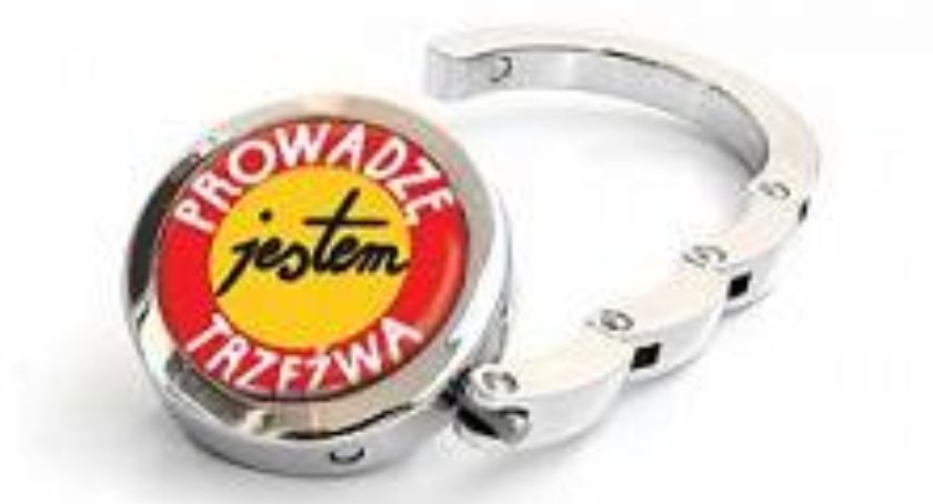 Łodygowice. Pościg policji za pijaną kobietą