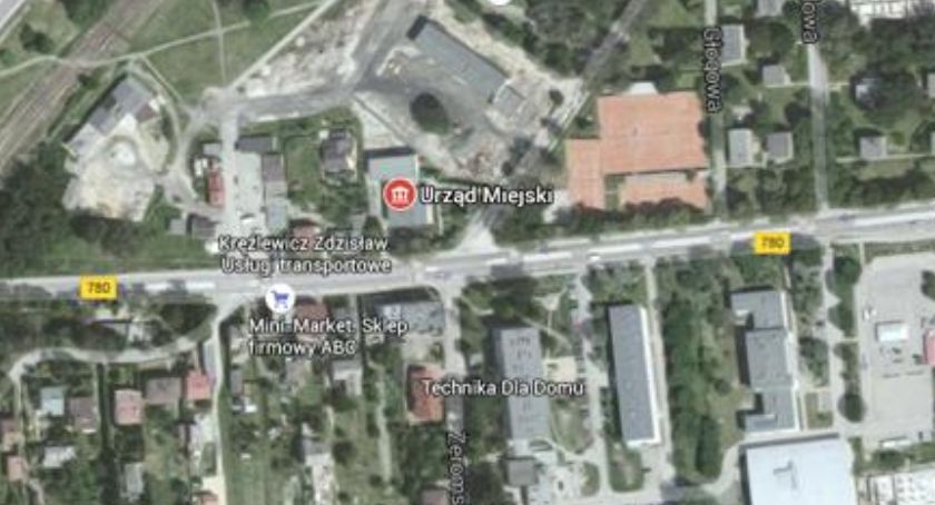 Chełmek komunikacja
