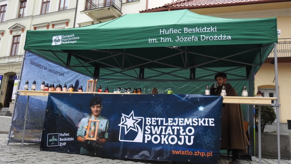 Betlejemskie Światełko Pokoju w bielskiej katedrze